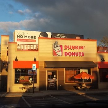 DUNKIN Updated May 2025 12 Photos 31 Reviews 1479 Lincoln Way